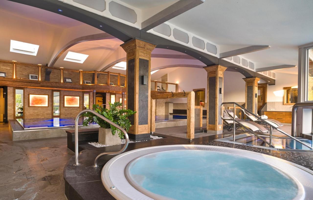Kristall- & Vitalhotel Bergknappenhof ボーデンマイス エクステリア 写真