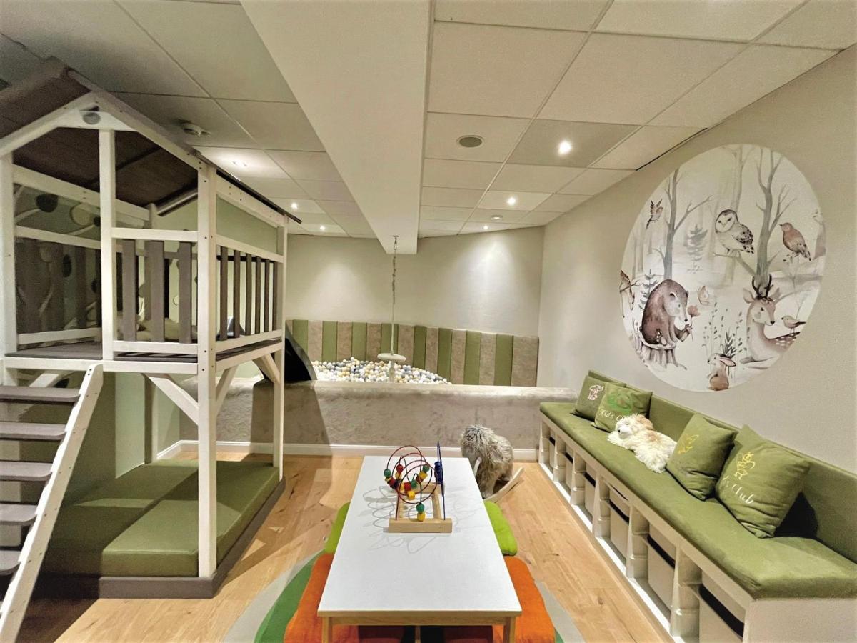 Kristall- & Vitalhotel Bergknappenhof ボーデンマイス エクステリア 写真