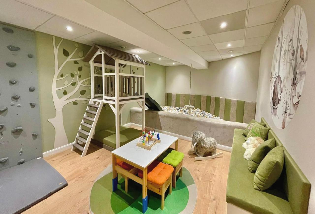 Kristall- & Vitalhotel Bergknappenhof ボーデンマイス エクステリア 写真