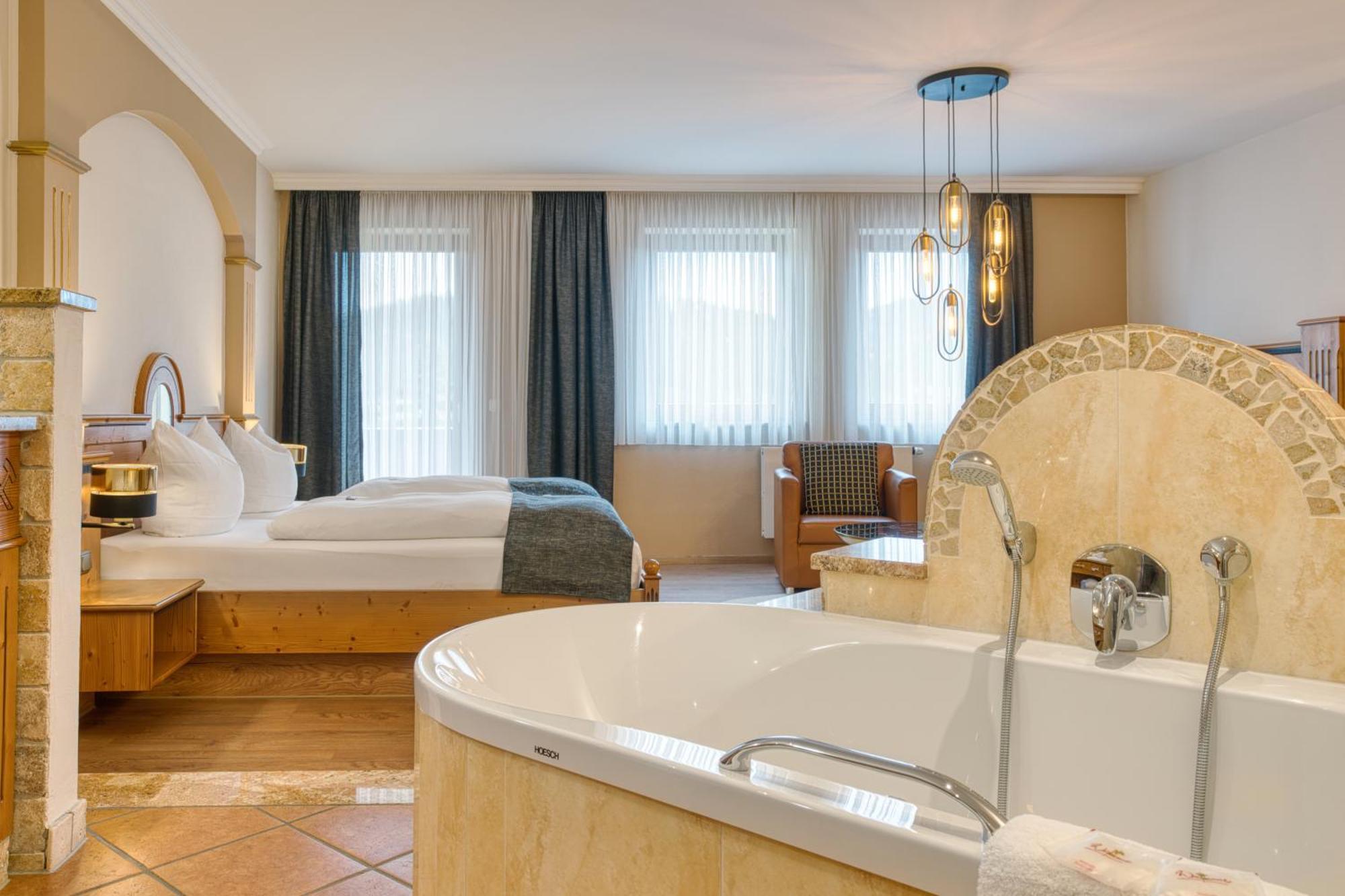 Kristall- & Vitalhotel Bergknappenhof ボーデンマイス エクステリア 写真