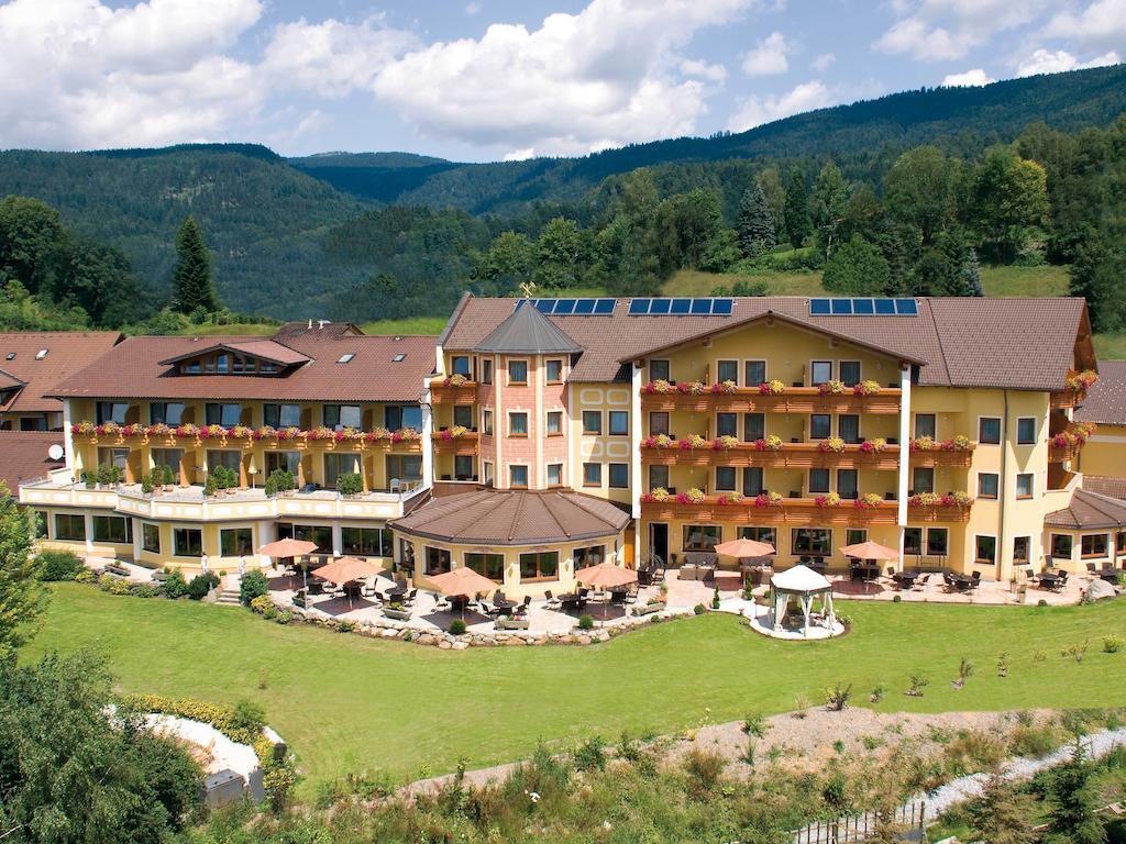 Kristall- & Vitalhotel Bergknappenhof ボーデンマイス エクステリア 写真